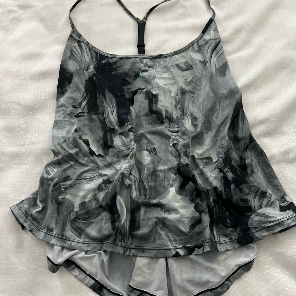 Nike Women's Black and Gray tank top